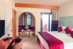 Mercure (Sofitel) Hurghada - Red Sea. Bedroom.